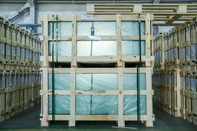 1/8′ 5/32′ 13/64′ 1/4′ 5/16′ 25/64′ 15/32′ 19/32′ 3/4′ Inch Ultra Extra Clear Low Iron Glass Sheet Factory Wholesale Price Window Glass