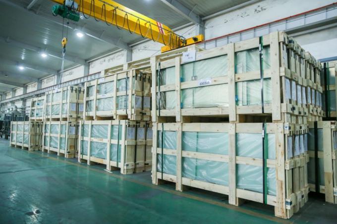 1/8′ 5/32′ 13/64′ 1/4′ 5/16′ 25/64′ 15/32′ 19/32′ 3/4′ Inch Ultra Extra Clear Low Iron Glass Sheet Factory Wholesale Price Window Glass