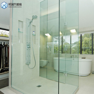 Cabine de douche en verre trempé mat noir avec portes coulissantes et verre unique