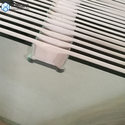 Accueil de bus en verre trempé de 10 mm à Qingdao avec options pliées et dépliées