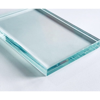 Les feuilles de verre laminées trempées avec des couches SGP répondant aux exigences d'épaisseur du client