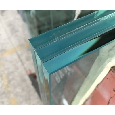 Les feuilles de verre laminées trempées avec des couches SGP répondant aux exigences d'épaisseur du client