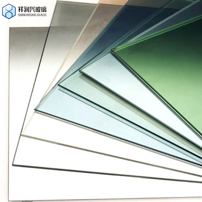 Verre transparent plat physiquement trempé pour fenêtres et étagères de portes 3 mm 5 mm 12 mm Tr