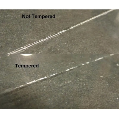 Vêtements de façade de meubles à bord poli plat 6 mm vitrage durci pour demande personnalisée
