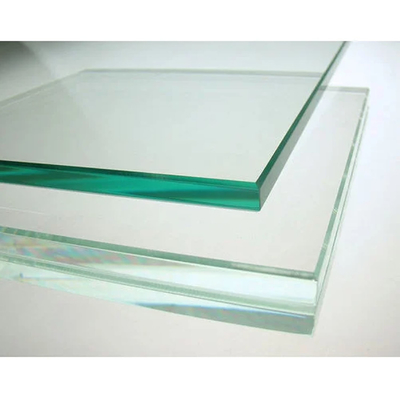 Faible teneur en fer 4 mm 3,2 mm Ar revêtement tempéré mistlite panneau solaire verre sur demande