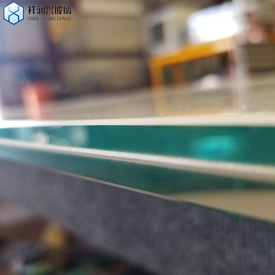 Verre stratifié trempé pour la décoration/construction Épaisseur personnalisée Demande