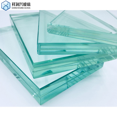 Usine de fabrication de verre trempé sur mesure pour le verre flottant transparent dans les couches architecturales
