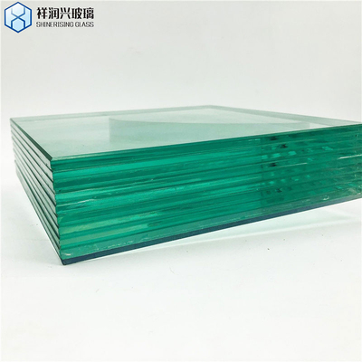 Panneau de verre laminé trempé 8 mm 10 mm 12 mm 15 mm pour les projets de bâtiment et de plein air