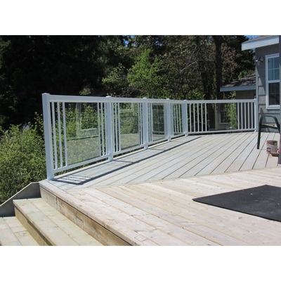Verre trempé en fer trempé de 10 mm à 12 mm pour clôture de balustrade sans cadre