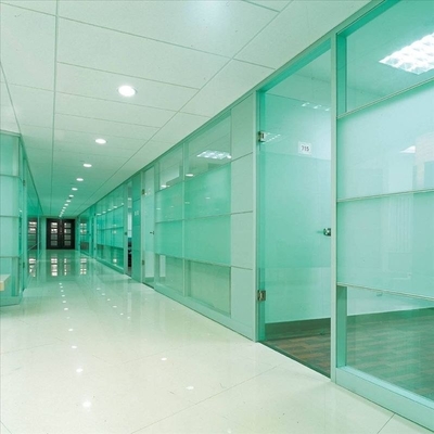 Vitres à chaleur courbée pour bâtiments Couvertures Panneaux de douche auxiliaires Balustrades Barrière de piscine