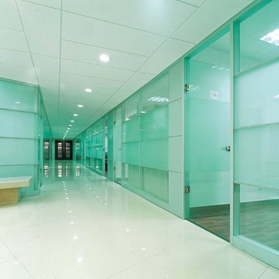 Verre stratifié sur mesure de 10 mm pour la technique du bâtiment stratifié par verre professionnel