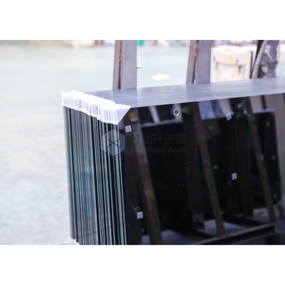 Vitrage stratifié pour la construction, trempé physiquement, certifié SGS et durable