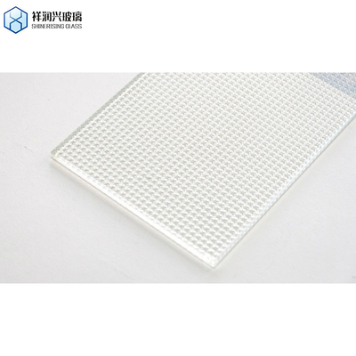 Demande personnalisée bord plat poli 3 mm-10 mm Faible fer ultra clair plus verre à motifs