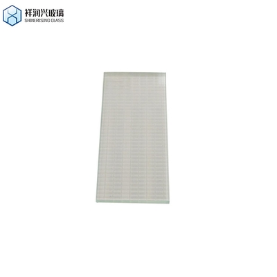 Panneau solaire à faible teneur en fer 2-19 mm extra-transparent Verre trempé pour bâtiments câblés décoratifs