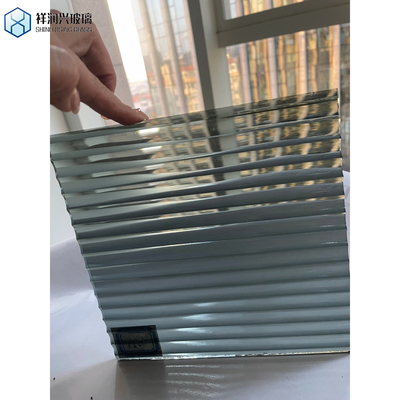 3-10 mm de verre gris/bronzé Moru Design teinté pour l'architecture dans un seul rouleau