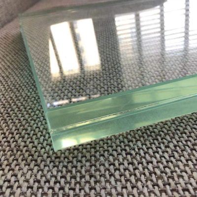 3-19 mm verre trempé transparent pour le toit de la pièce et la technique stratifiée sur demande