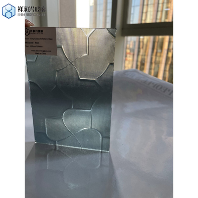 Verre d'église de 3 mm Ambre foncé Texture translucide Feuille de verre teintée pour la taille de la demande