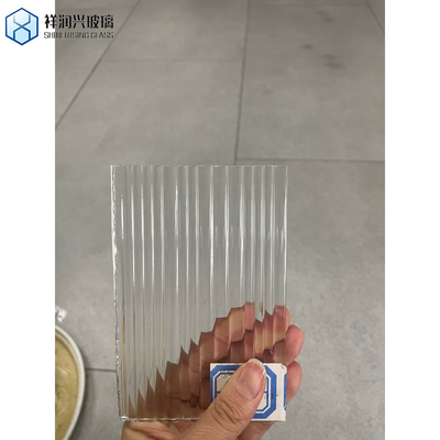 Verre structuralement solide, clair et teinté, à motifs/figures/rouleaux, certifié ISO