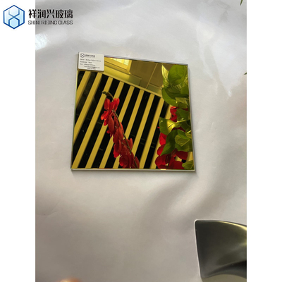 Verre trempé 4 mm 5 mm en vert bleu gris bronze couleur transparente pour façade de bâtiment