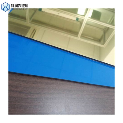 Simple style Large Glass Sheets Float Glass pour le cadre photo 1,8 mm 2 mm à Qingdao
