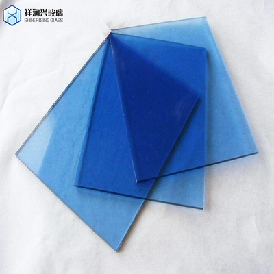 Verre de bâtiment teinté bleu clair vert foncé de 10 mm personnalisé pour balcon de porte et fenêtre