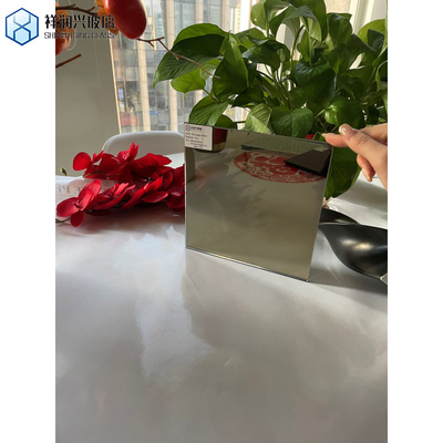 1830*2440/2140*3300/2440*3660 Miroir en verre flottant sans cadre en argent pour la décoration de bâtiments