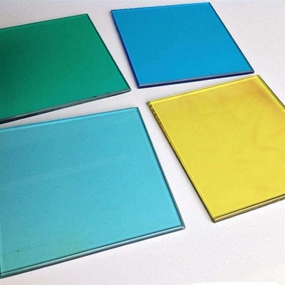 5 mm de verre gris teinté fumé verre de bâtiment gris trempé avec la norme GB15763.2-2005