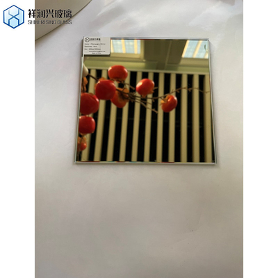 Miroir en verre teint d'argent certifié ISO pour le traitement gravé et la visualisation unidirectionnelle