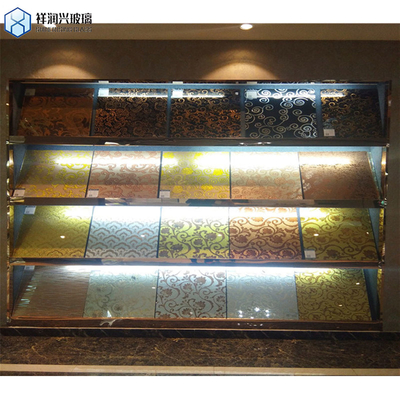 Qingdao 3mm-6mm Blue Flora Glass Clear Moru Patterned Figured Glass avec CE ISO9001 Sécurité renforcée Pattern de confidentialité du verre bord plat poli Travail