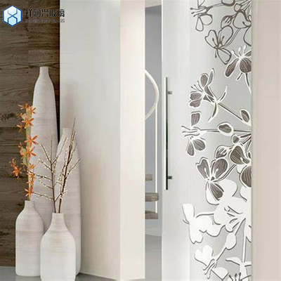 Épaisseur de 3 mm-19 mm Vitre trempé plat Porte à motifs de fleurs de glace pour la décoration de bâtiments