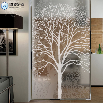 Épaisseur de 3 mm-19 mm Vitre trempé plat Porte à motifs de fleurs de glace pour la décoration de bâtiments