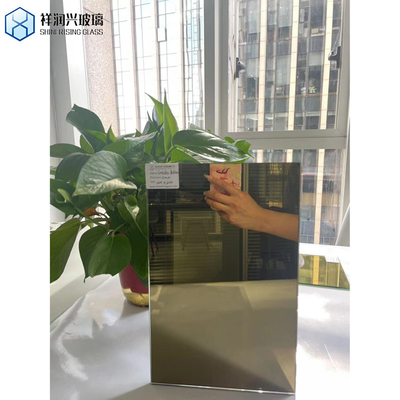 Pièces de miroir en verre miroir argenté double revêtue en verre coloré miroir transparent en verre sur mesure