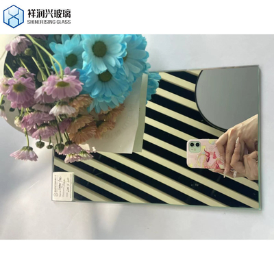 Pièces de miroir en verre miroir argenté double revêtue en verre coloré miroir transparent en verre sur mesure