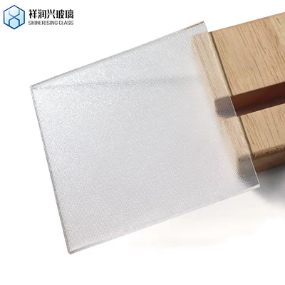 Laminé 2 mm 2272*1128 à motifs trempés double revêtement Ar verre solaire pour modules