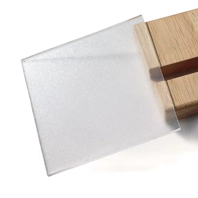 Tubes de verre solaire décoratives avec 3,2 mm 4 mm de nébulisation à faible teneur en fer tempéré et revêtement Ar