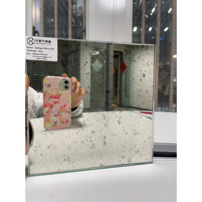 Carreaux de verre miroir antique personnalisés de 2 mm à 10 mm pour la décoration murale de différentes tailles