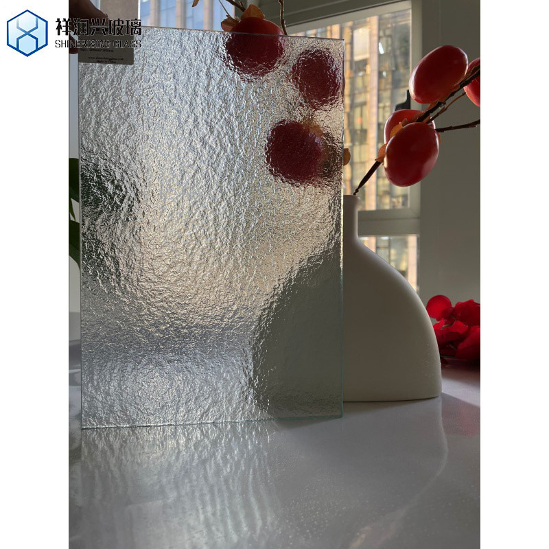 Verre finement stratifié pour la technique du bâtiment produit principal clair ou teint ou à motifs