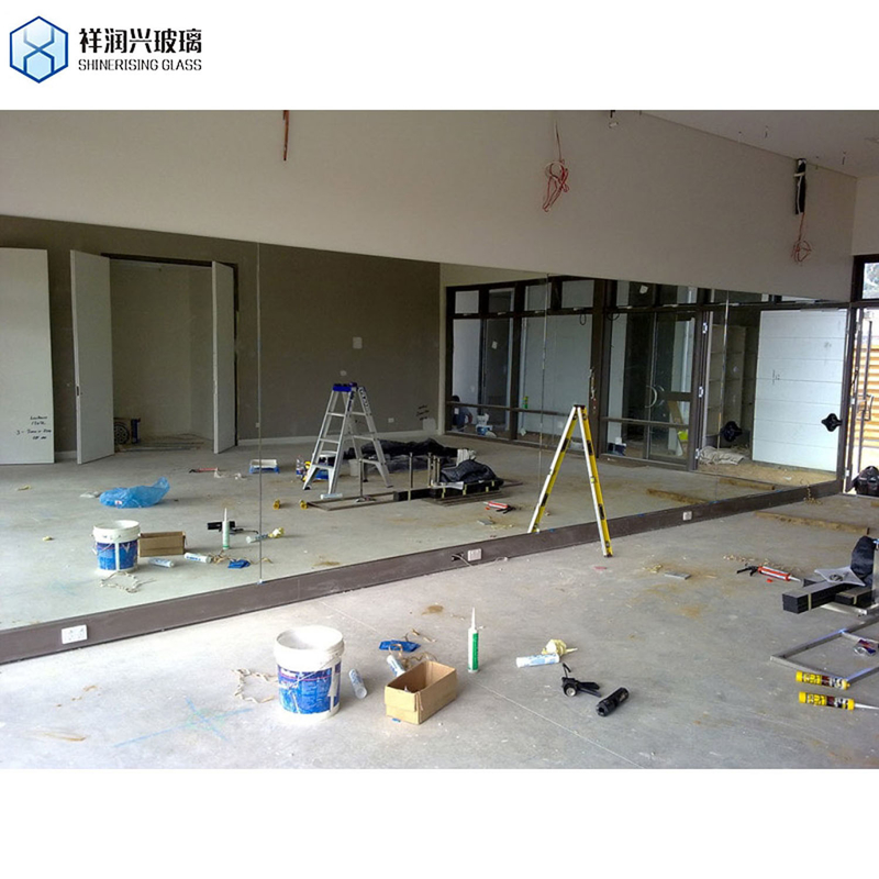 GB15763.2-2005 Norme 2200*1600 2000*1600mm Miroir sans cadre pour le gymnase ou les miroirs de montage