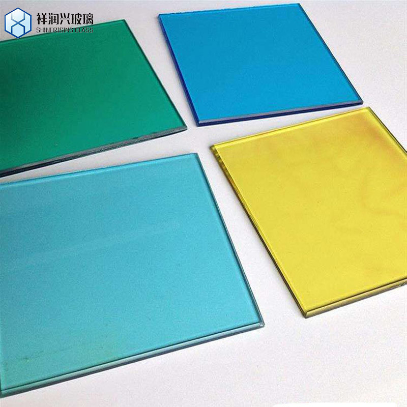Fabricants Verre à couleur directe en forme de parallélogramme Float Tinted Black Glass Sheet