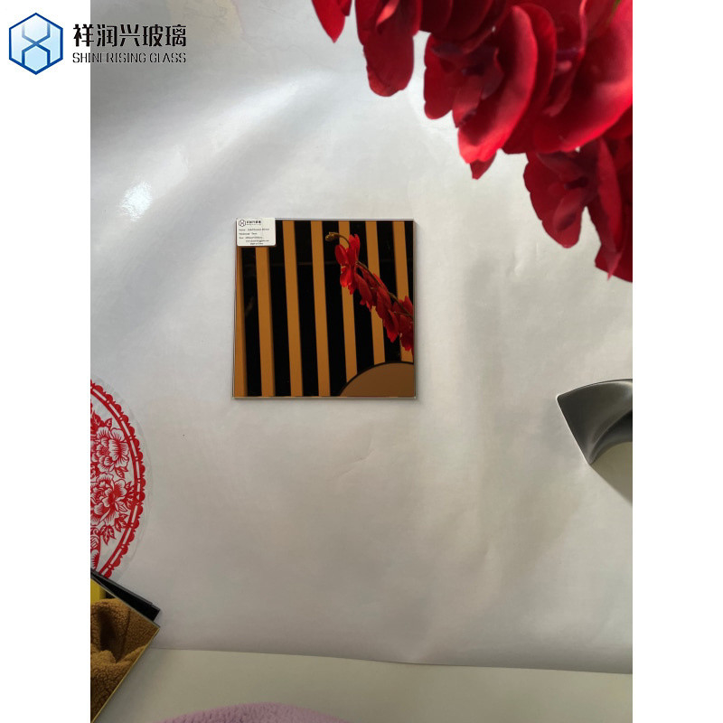 Prix certifiés CE 1mm-6mm Verre de miroir teinté de couleur pour les miroirs décoratifs