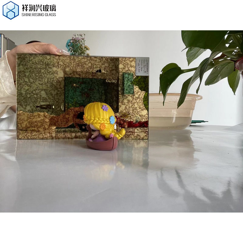 Verre à miroir antique pour la cuisine décorative